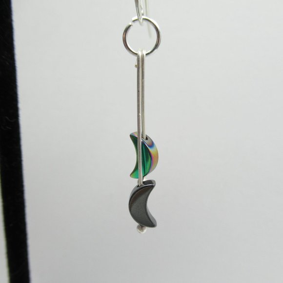 Hematite Moon dangle Earrings - Picture 4 of 9